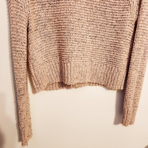 American Eagle | Women's Cropped Pink Cardigan Button-Down Sweater (Size Small) - Picture 10 of 14